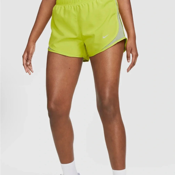 NWT Nike Tempo Dri-Fit CU8890-324 Lined Green Running Shorts - Picture 2 of 4